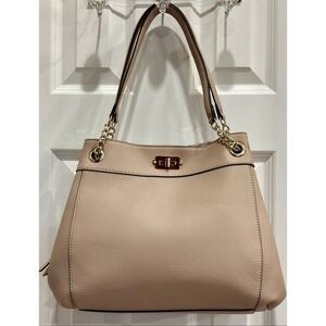 KELLY & KATIE - "Vetterkind" Shoulder Bag/Tan Faux Pebbled Leather. Like New! ❤️